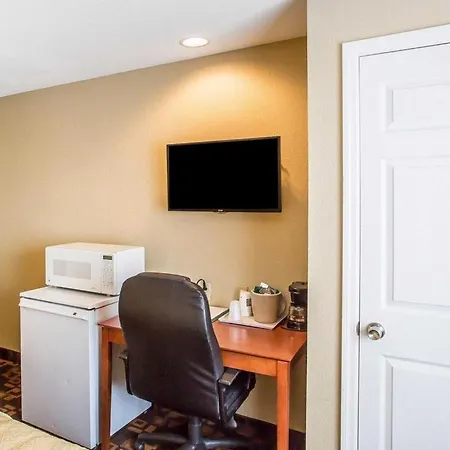 Quality Inn & Suites-3