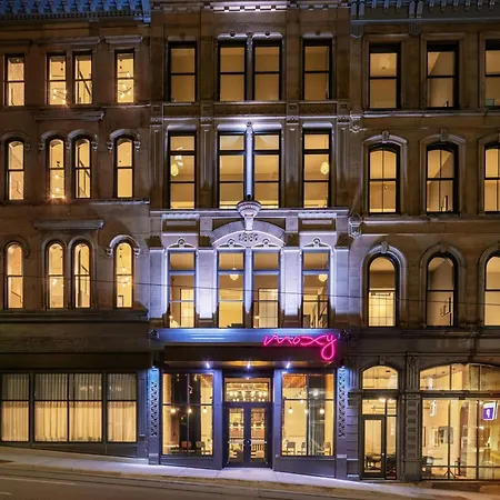 Moxy Cincinnati Downtown-3