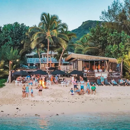 Castaway Resort-3