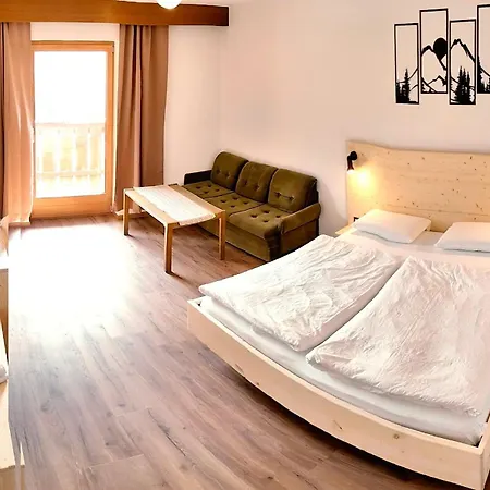 Alpin Hotel & Restaurant Frara-3