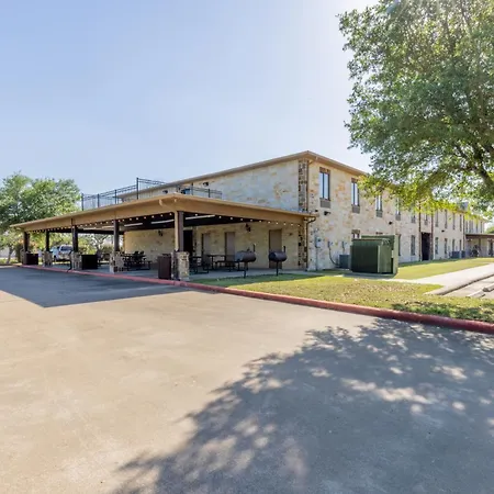 Hotel Texas Hallettsville-2