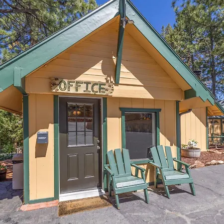 Big Bear Lakefront Lodge-3