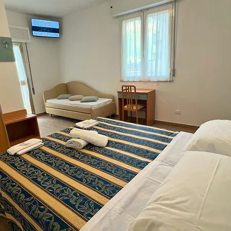 Hotel Patrizia - B&B e Appartamenti-3