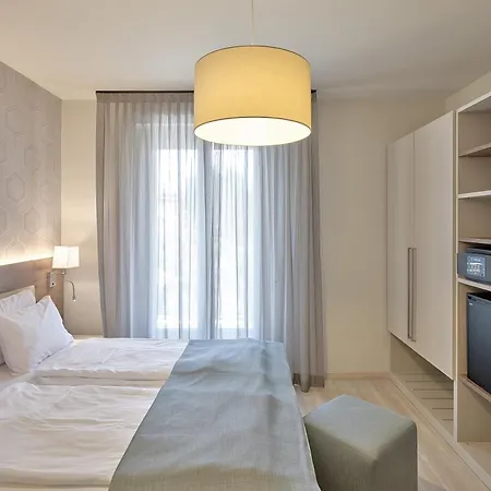 Hotel Bisesti ***S-3