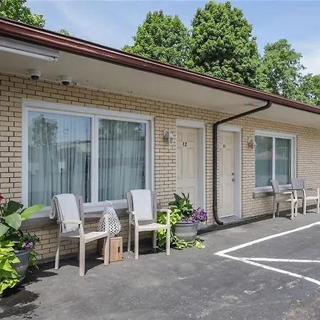 Falls Manor Resort-3