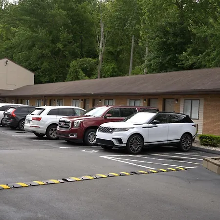 Carrier Motor Lodge-3
