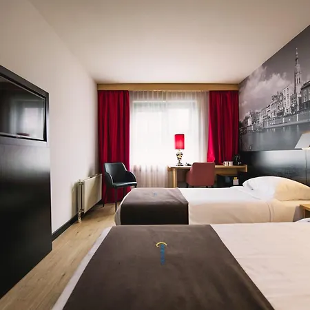 Bastion Hotel Breda-3