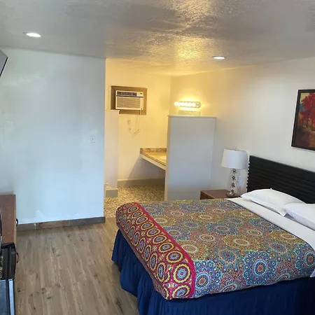 Gulfway Motel And Restaurant-2