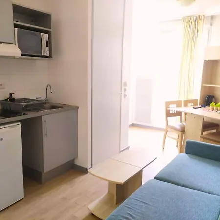 Lagrange Apart'Hotel L'Escale Marine-3