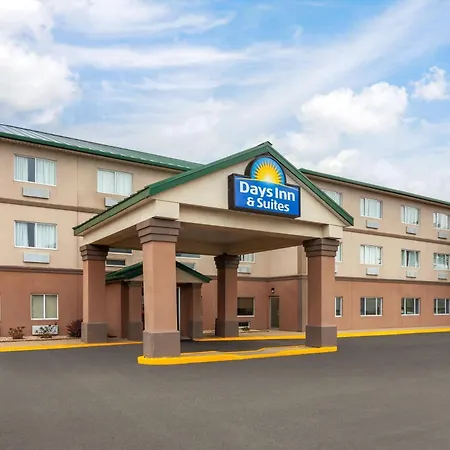 Days Inn & Suites By Wyndham Morris I-80-3