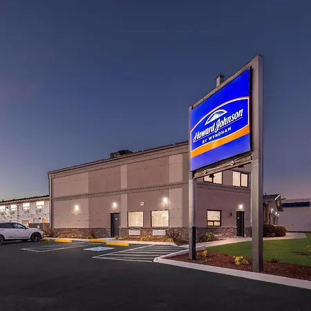 Howard Johnson By Wyndham Thunder Bay-3