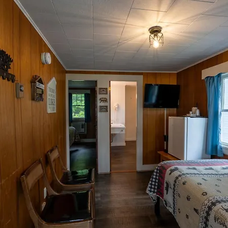 Mount Coolidge Motel-3