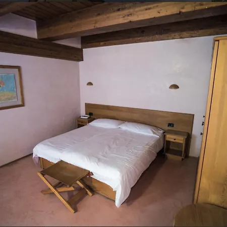 Hotel Dimora Storica La Mirandola-2