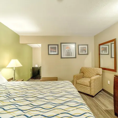 Deluxe Inn & Suites By Oyo Miami Ok-3