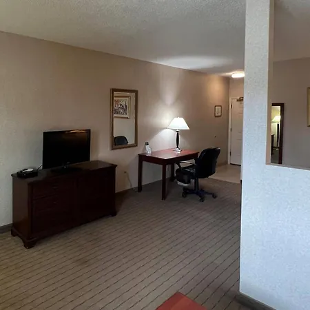 Quality Inn & Suites Grants - I-40-3