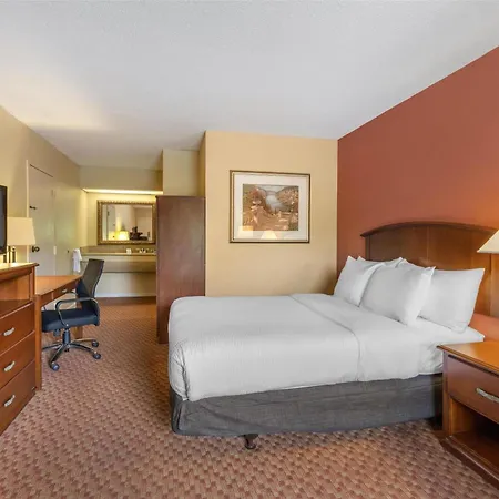 Best Western Hickory-3