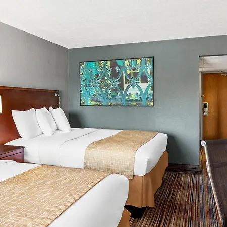 Travelodge By Wyndham Bloomington-3