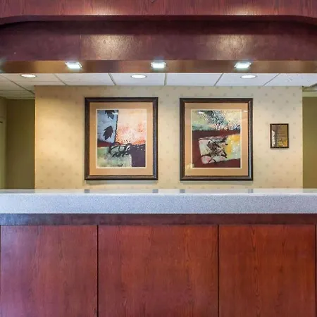 Lifestyle Inn Cedar Falls-2
