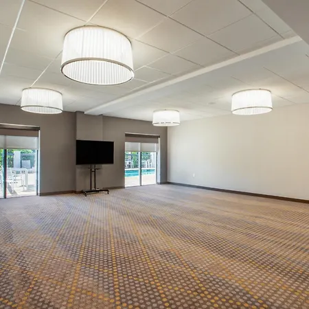 Holiday Inn - Tampa North By Ihg-3