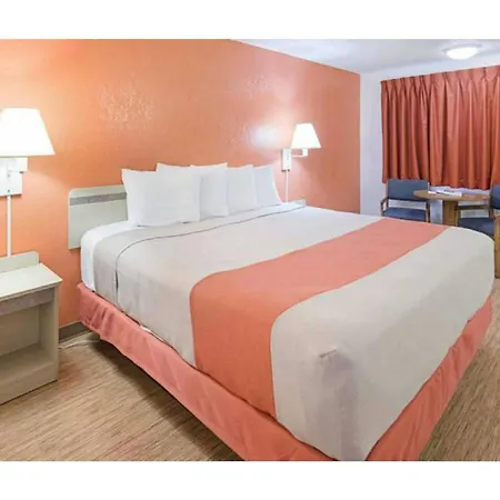 Motel 6 Gold Beach-2