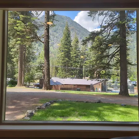 Eagle Cap Chalets-3