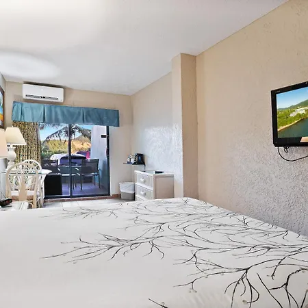 Lindbergh Bay Hotel-2