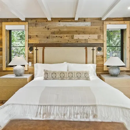 The Joy Sedona - Bed & Breakfast And Luxury Creekside Cabins-3
