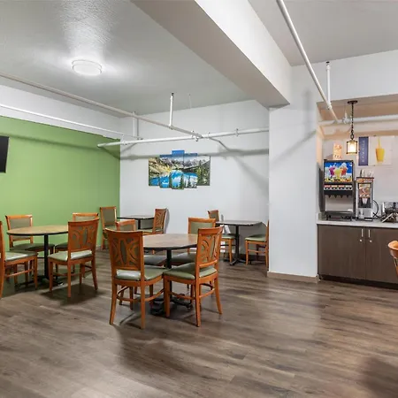 Surestay Plus Hotel By Best Western Mammoth Lakes-3