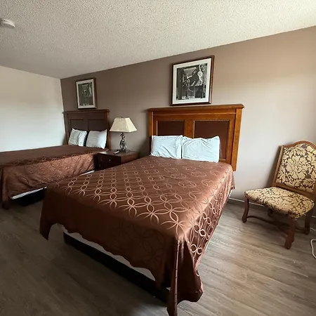 Island Inn-3