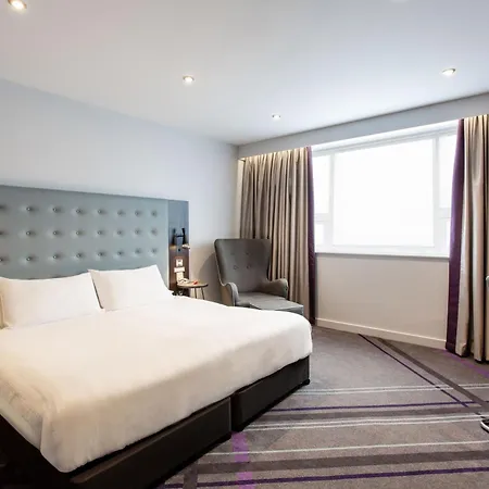 Premier Inn Dublin Airport-3