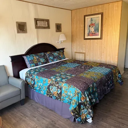 Downtowner Inn-2