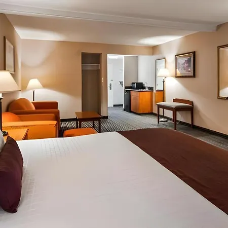 Best Western Plus Twin View Inn & Suites-2