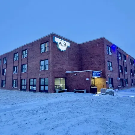 Illini Inn & Suites-3