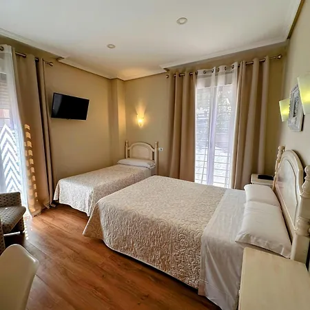 Hostal Toledo-3