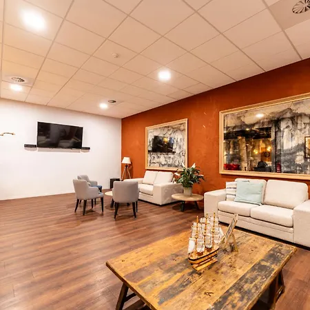 Antwerp Harbour Hotel-2