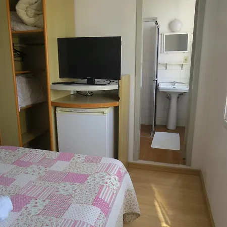 City Hotel-2