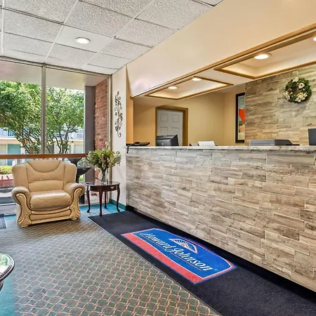Howard Johnson By Wyndham Albany-3