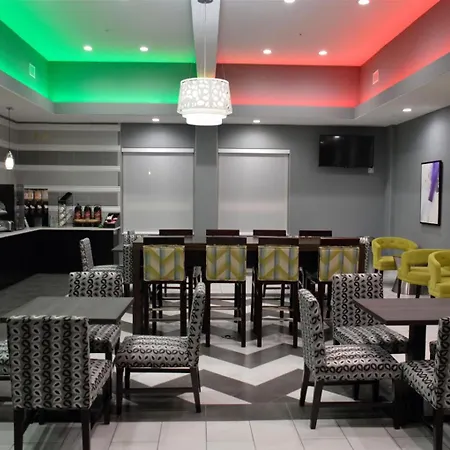 Best Western Plus Pflugerville Inn & Suites-3