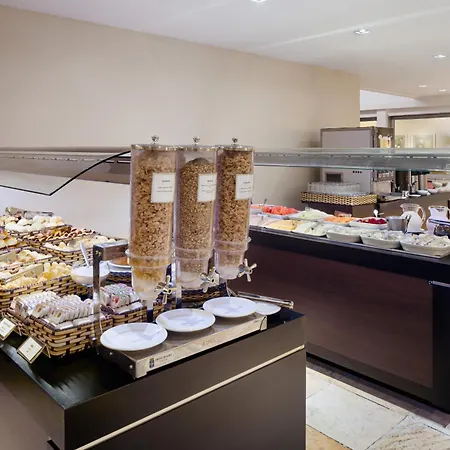 Savoy Othon Lite-2