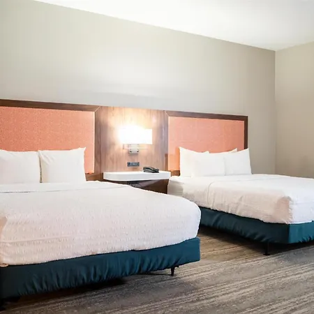 Hampton Inn Gonzales-2