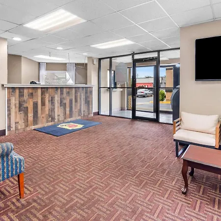 Super 8 By Wyndham Columbia-2