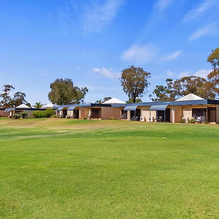 Comfort Inn & Suites Riverland-3