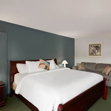 Baymont By Wyndham Salem Roanoke Area-3