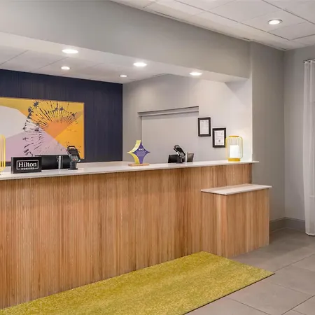 Spark By Hilton Summerville-2