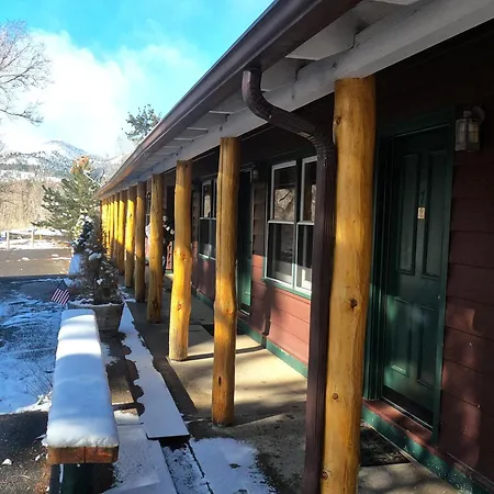 Creekside Lodge-2