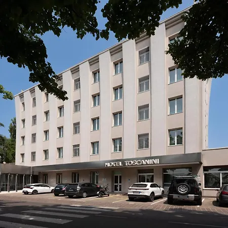 Hotel Toscanini-3