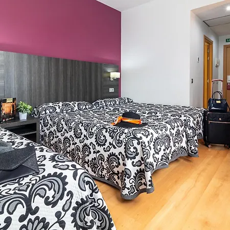 Hotel Abades Via Norte-3