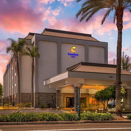 Comfort Inn Anaheim Resort-2