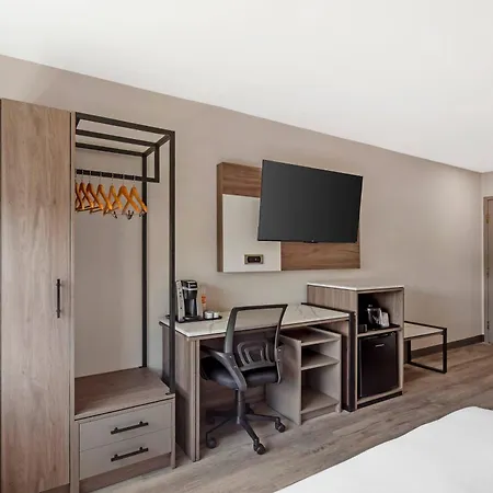Comfort Inn-3