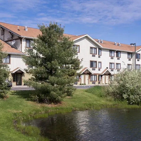 White Pine Inn & Suites-3